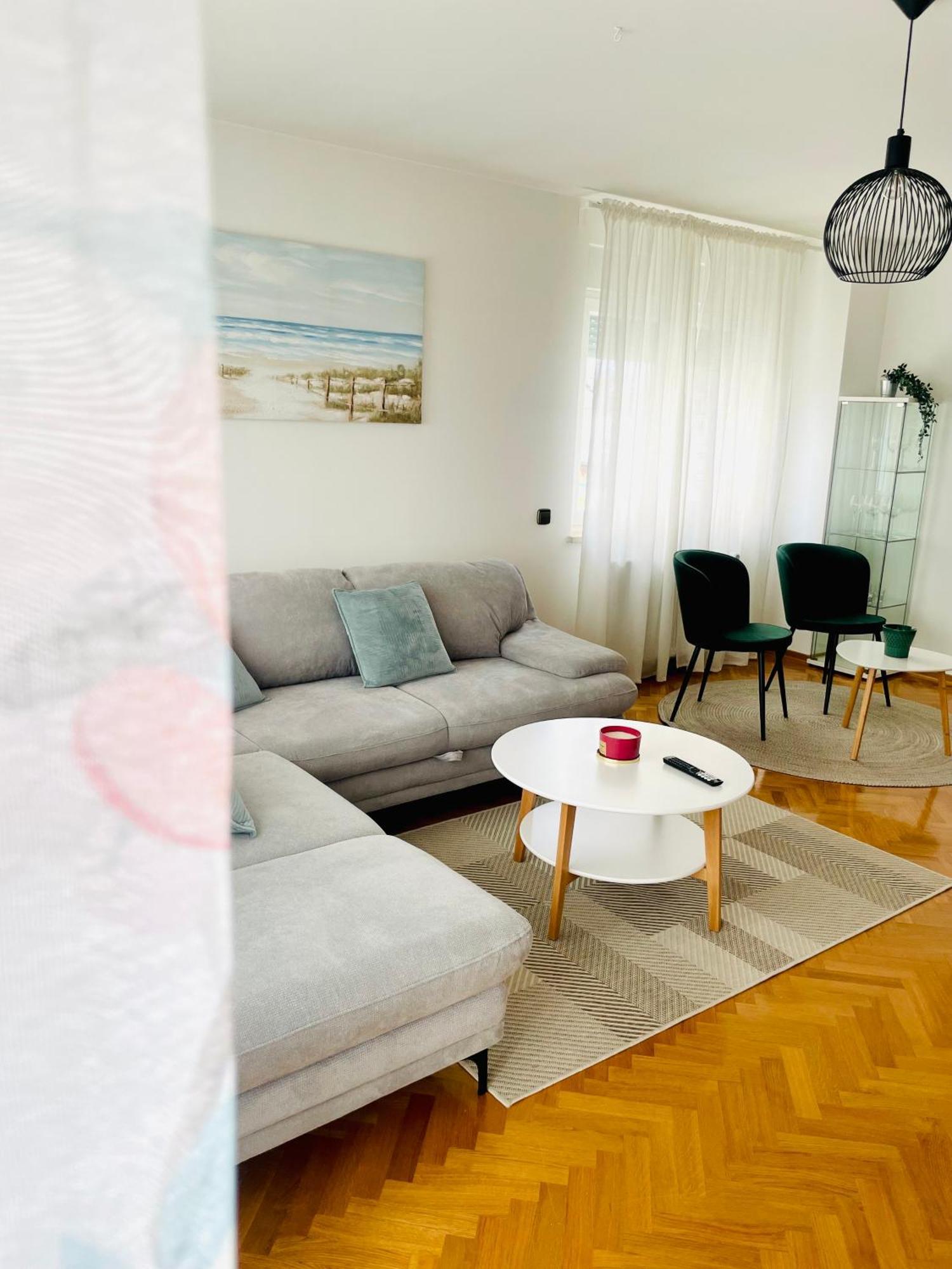 Apartman Bago Deluxe Near Zagreb Airport Велика-Горица Экстерьер фото